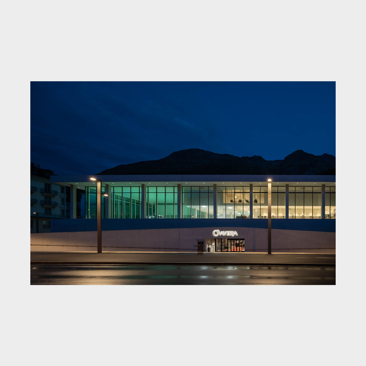 Architekturfotografie Ovaverva Hallenbad Sankt Moritz