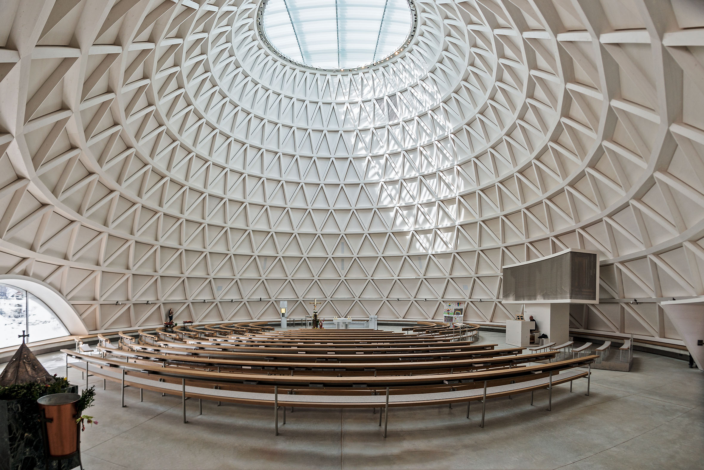 Architekturfotografie St. Josef Kirche Holzkirchen | Gerd Schaller | BAUWERK PERSPEKTIVEN