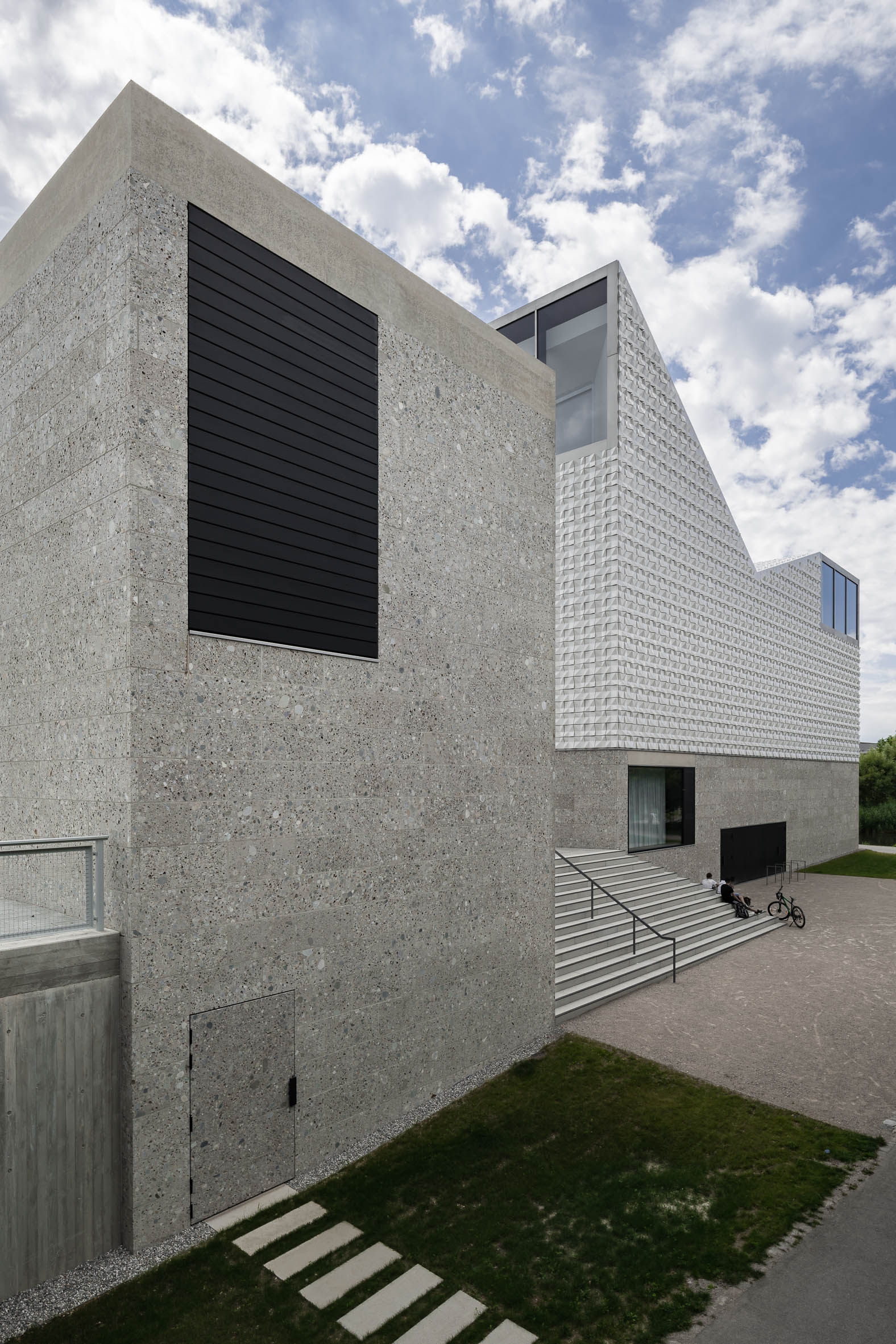 Architekturfotografie Pfarrkirche Seliger Pater Rupert Mayer Poing | Gerd Schaller | BAUWERK PERSPEKTIVEN