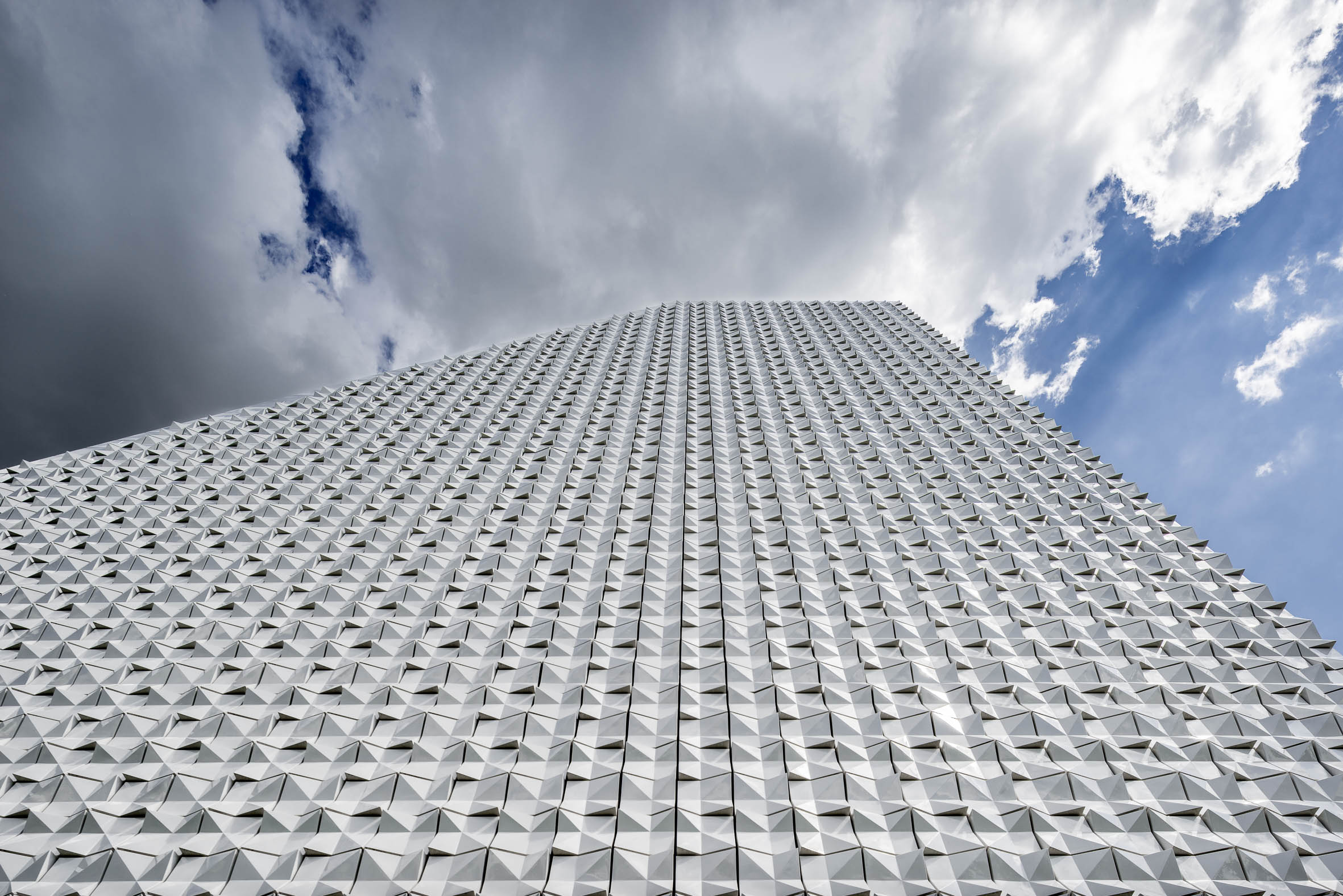 Architekturfotografie Pfarrkirche Seliger Pater Rupert Mayer Poing | Gerd Schaller | BAUWERK PERSPEKTIVEN