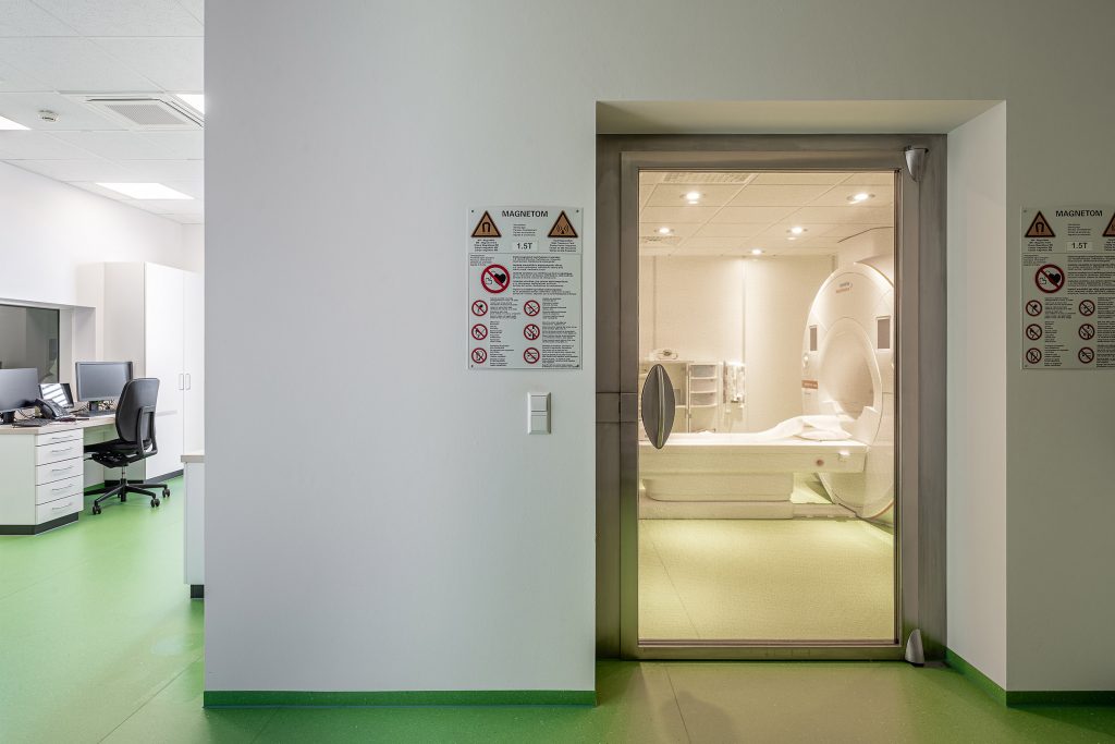 Architekturfotografie Radiologie Fuchs Biberach | Gerd Schaller | BAUWERK PERSPEKTIVEN