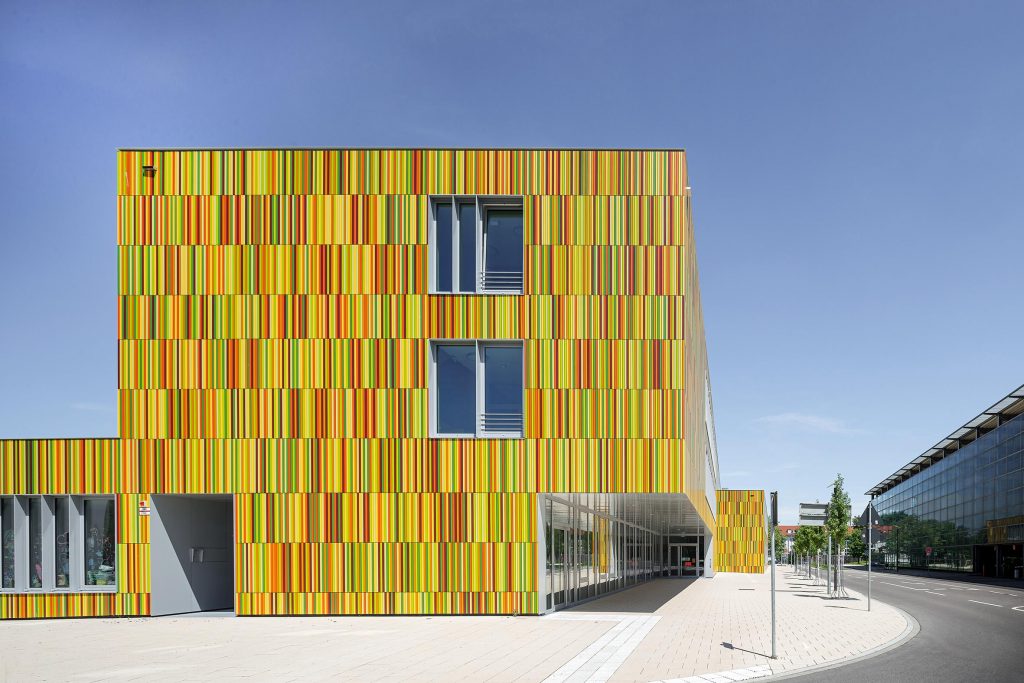 Architekturfotografie Mark Twain Grundschule Neu-Ulm | Gerd Schaller | BAUWERK PERSPEKTIVEN