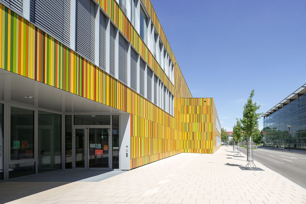 Architekturfotografie Mark Twain Grundschule Neu-Ulm | Gerd Schaller | BAUWERK PERSPEKTIVEN
