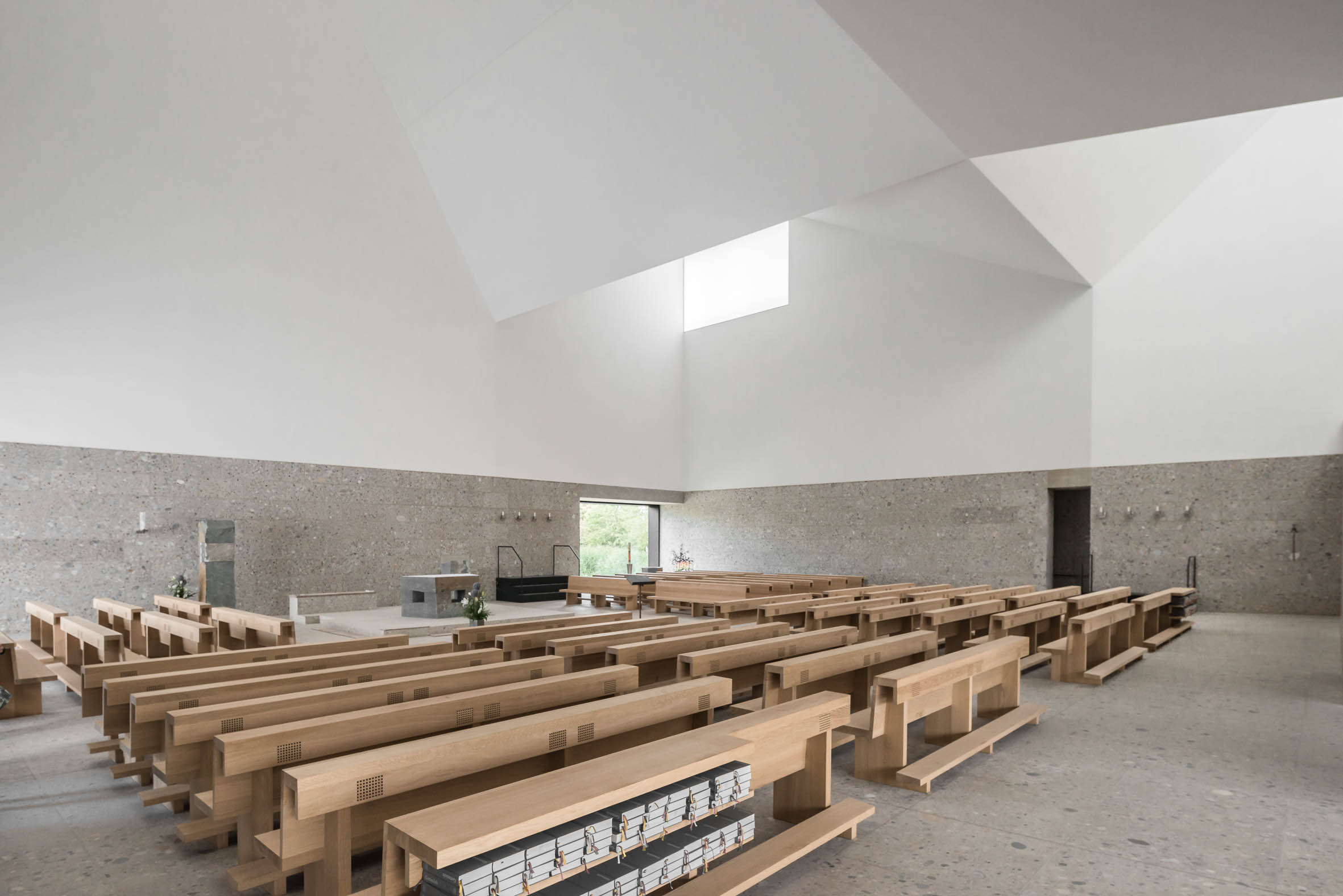 Architekturfotografie Pfarrkirche Seliger Pater Rupert Mayer Poing | Gerd Schaller | BAUWERK PERSPEKTIVEN