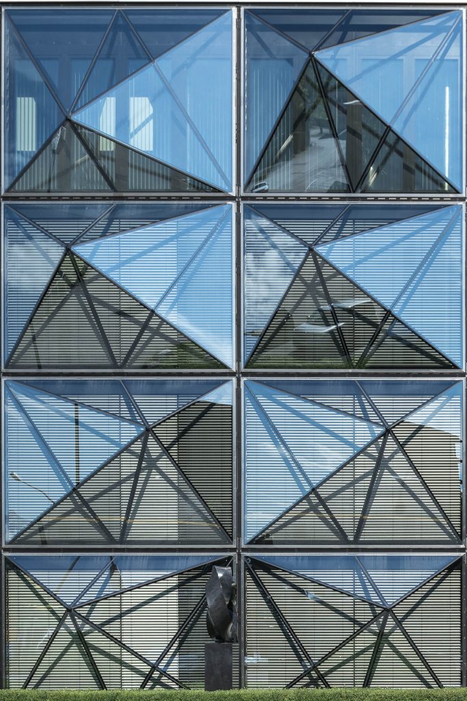 Architekturfotografie Channoine Headquarter Vaduz | Gerd Schaller | BAUWERK PERSPEKTIVEN