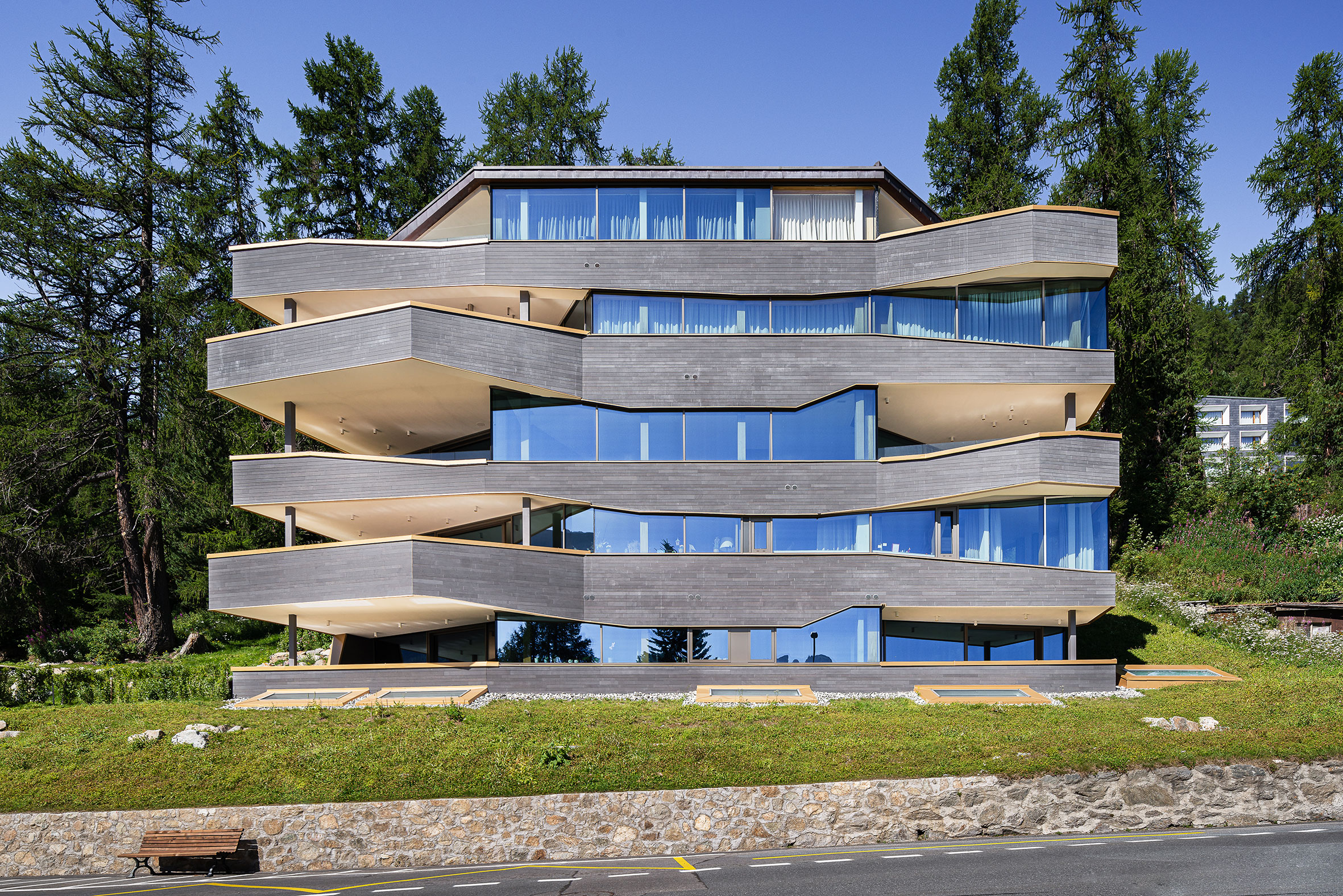 Architekturfotografie Grischun Mountain Residence St. Moritz | Gerd Schaller | BAUWERK PERSPEKTIVEN