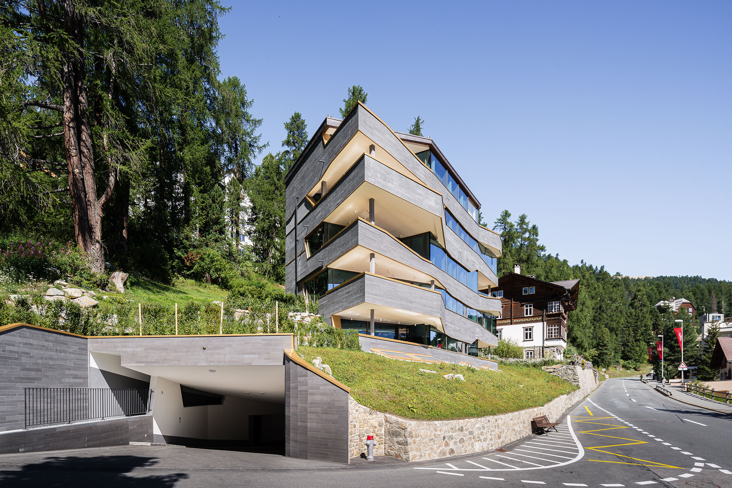 Architekturfotografie Grischun Mountain Residence St. Moritz | Gerd Schaller | BAUWERK PERSPEKTIVEN