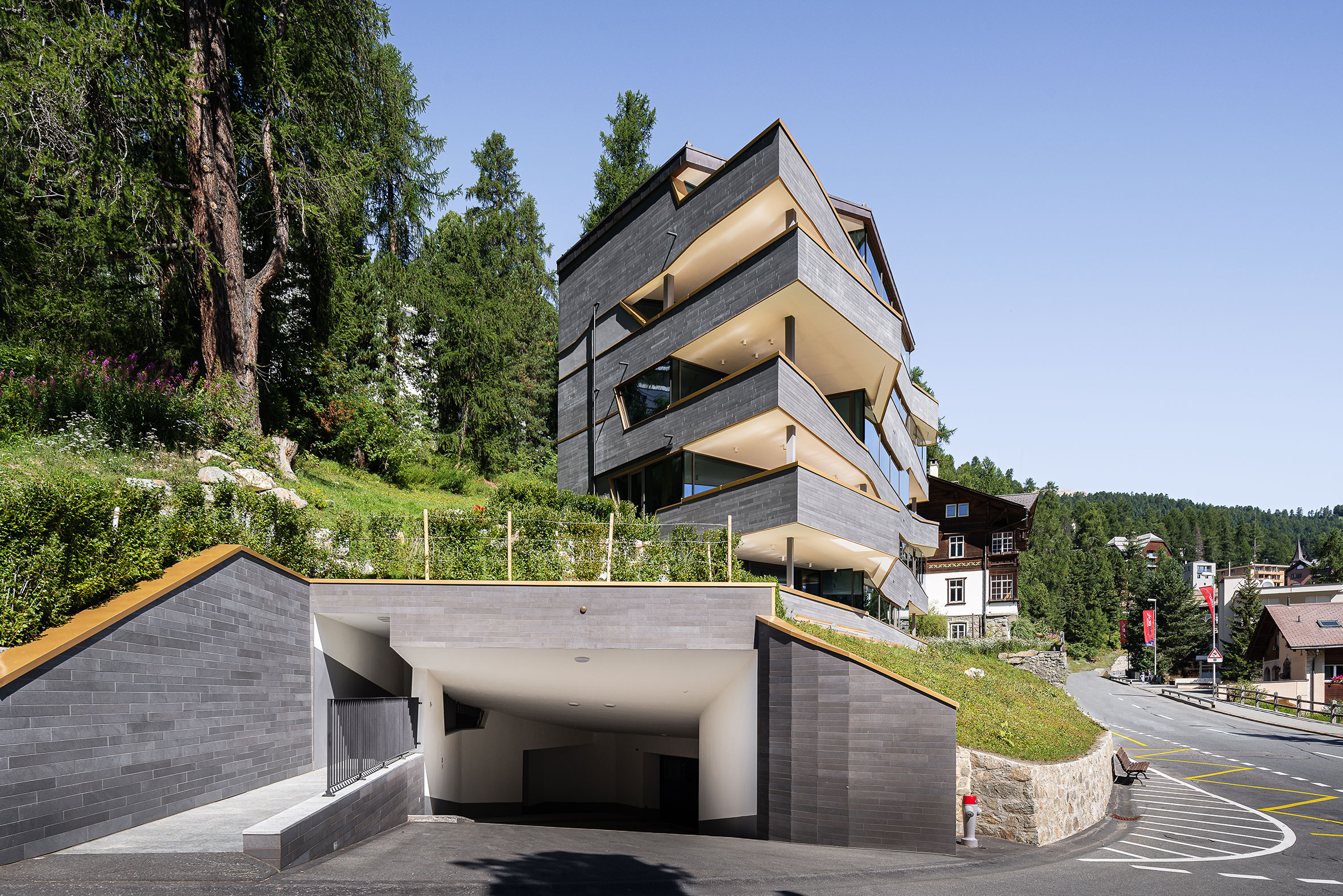 Architekturfotografie Grischun Mountain Residence St. Moritz | Gerd Schaller | BAUWERK PERSPEKTIVEN