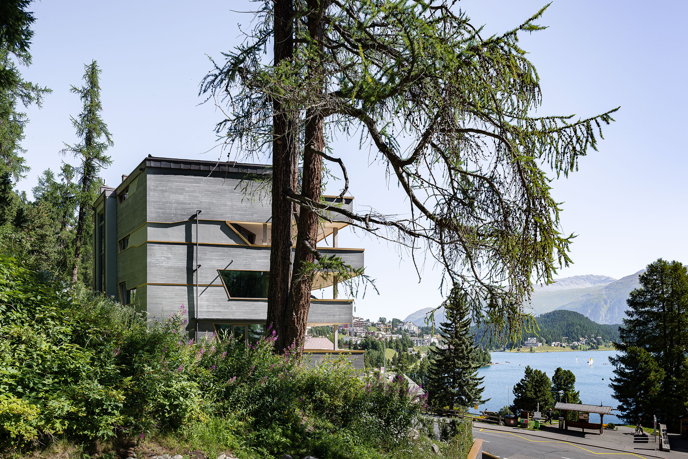 Architekturfotografie Grischun Mountain Residence St. Moritz | Gerd Schaller | BAUWERK PERSPEKTIVEN
