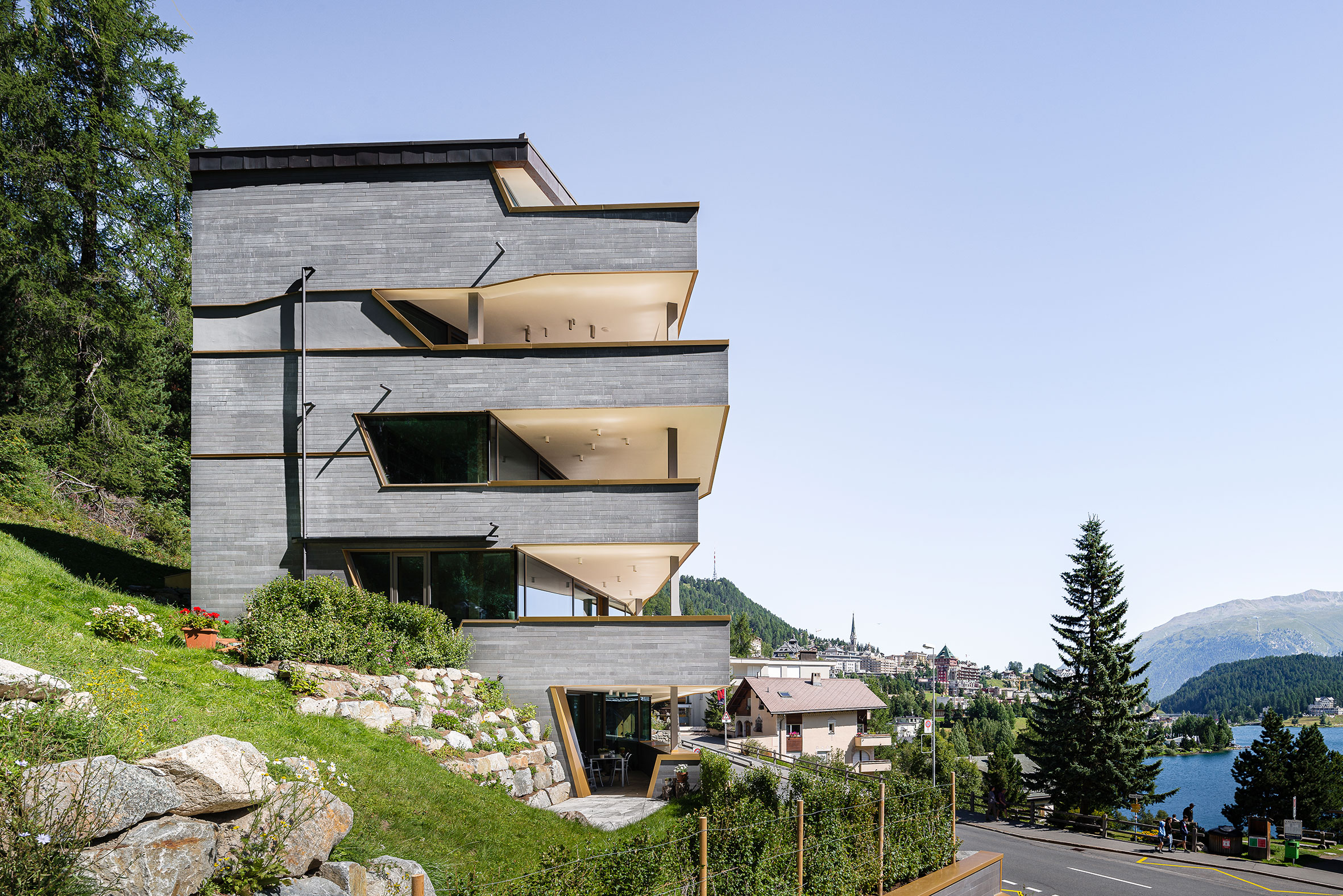 Architekturfotografie Grischun Mountain Residence St. Moritz | Gerd Schaller | BAUWERK PERSPEKTIVEN