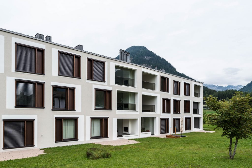 Architekturfotografie Wohnüberbauung Seepromenade Davos | Gerd Schaller | BAUWERK PERSPEKTIVEN