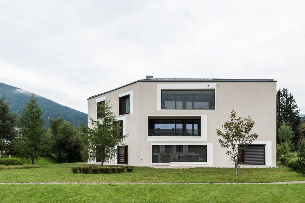 Architekturfotografie Wohnüberbauung Seepromenade Davos | Gerd Schaller | BAUWERK PERSPEKTIVEN