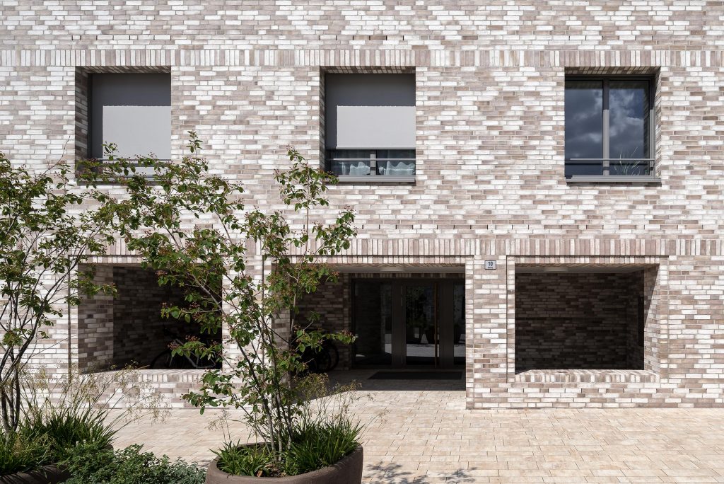 Architekturfotografie Wohnbausiedlung Birkenweg Vaduz | Gerd Schaller | BAUWERK PERSPEKTIVEN