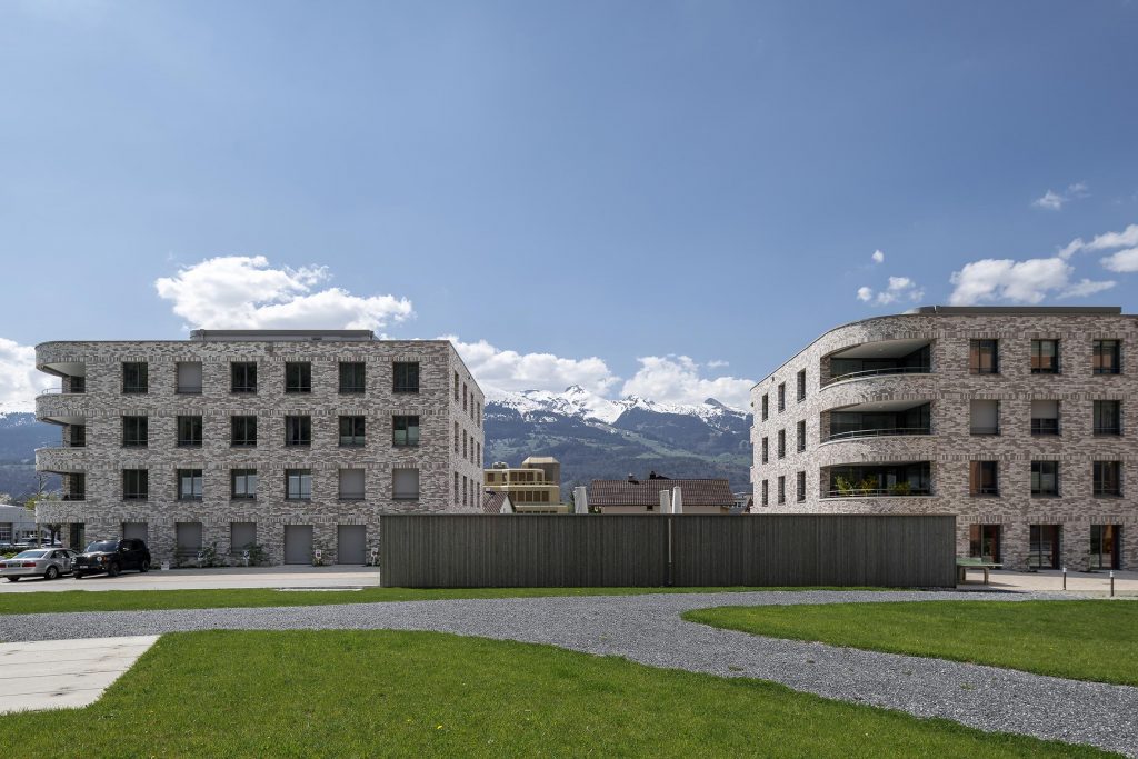 Architekturfotografie Wohnbausiedlung Birkenweg Vaduz | Gerd Schaller | BAUWERK PERSPEKTIVEN