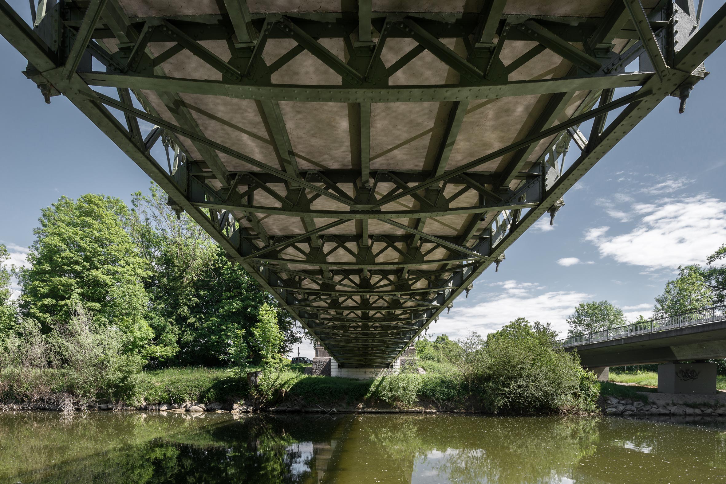 Architekturfotografie Hängebrücke über die Argen Kressbronn | Gerd Schaller | BAUWERK PERSPEKTIVEN