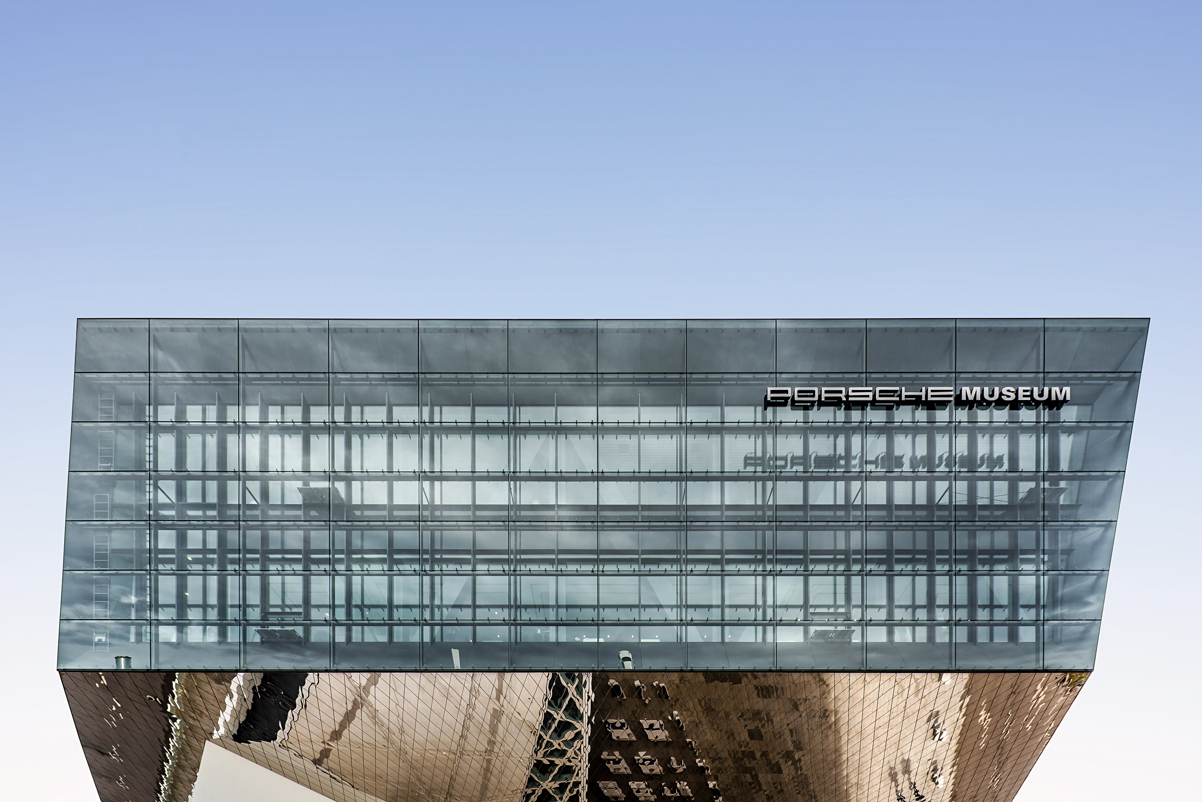 Architekturfotografie Porsche Museum Stuttgart | Gerd Schaller | BAUWERK PERSPEKTIVEN