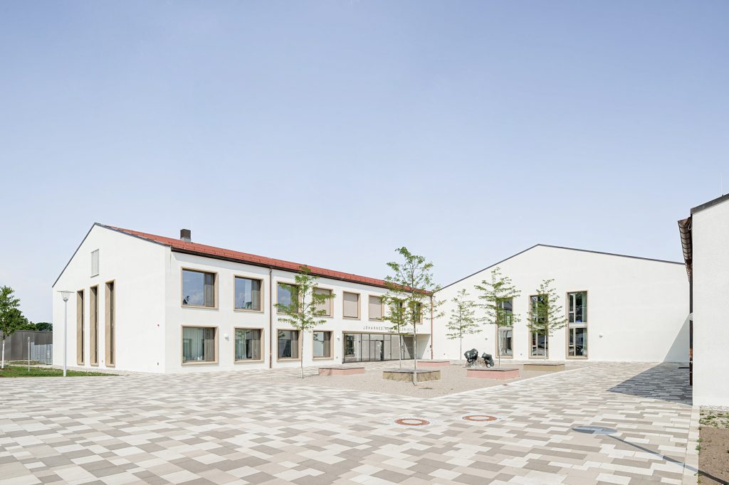 Architekturfotografie Johannes Neuhäusler Schule Röhrmoos Schönbrunn | Gerd Schaller | BAUWERK PERSPEKTIVEN