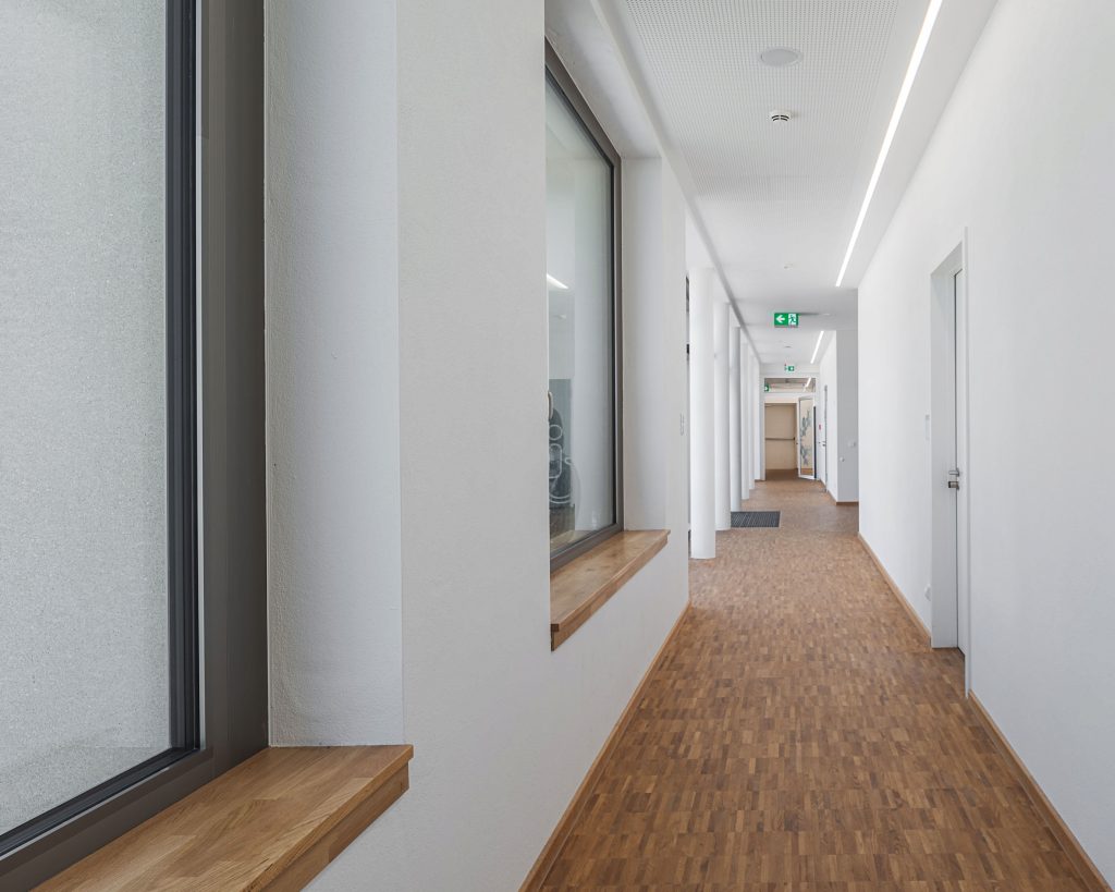 Architekturfotografie Johannes Neuhäusler Schule Röhrmoos Schönbrunn | Gerd Schaller | BAUWERK PERSPEKTIVEN