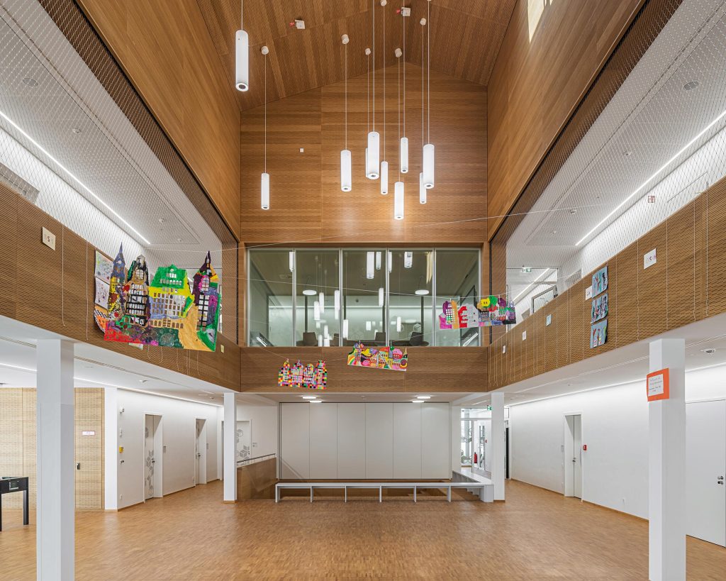 Architekturfotografie Johannes Neuhäusler Schule Röhrmoos Schönbrunn | Gerd Schaller | BAUWERK PERSPEKTIVEN