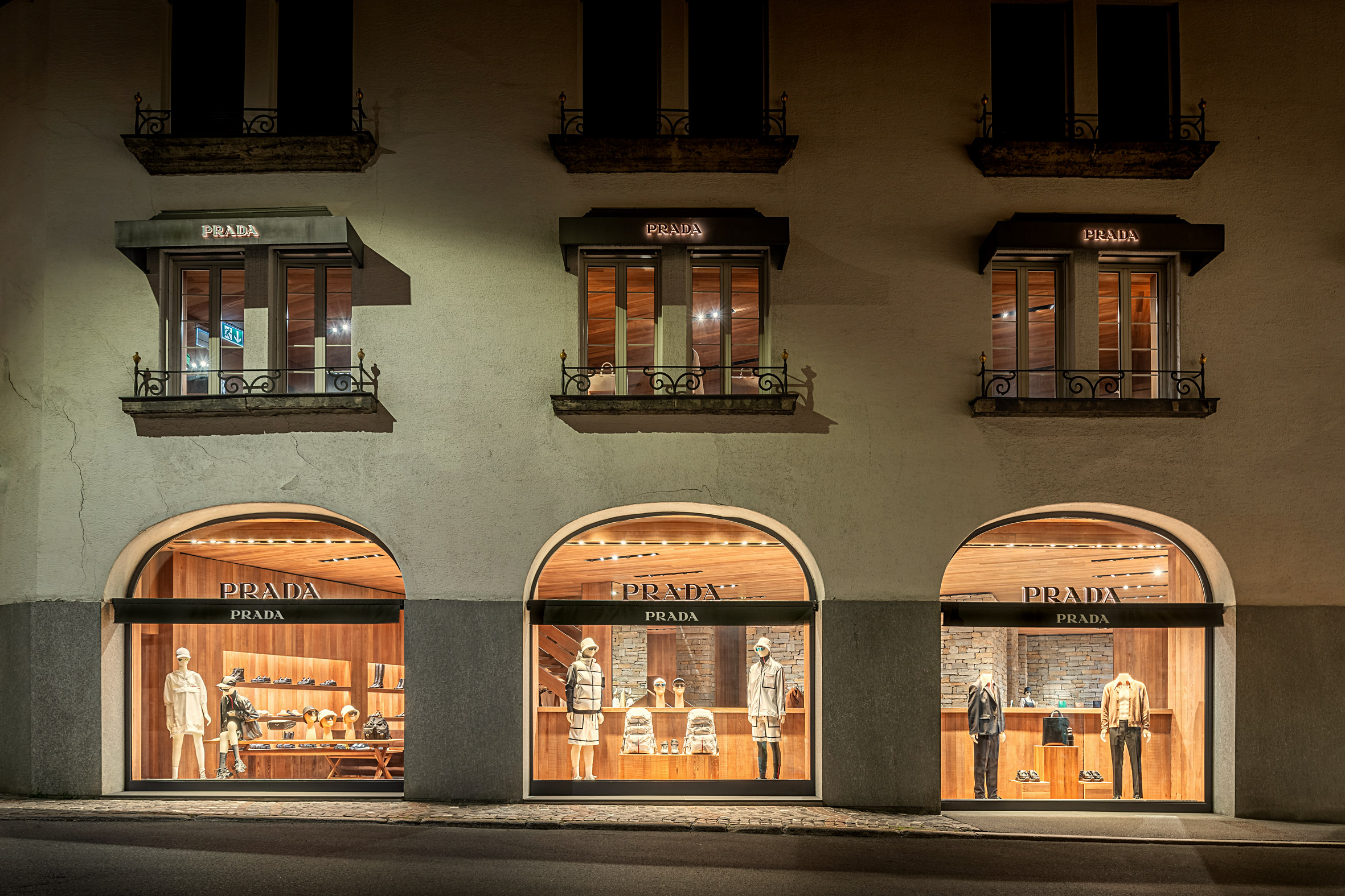 Architekturfotografie Prada Store Sankt Moritz | Gerd Schaller | BAUWERK PERSPEKTIVEN